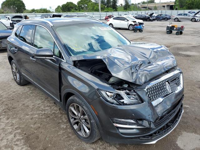 LINCOLN MKC SELECT 2019 with VIN 5LMCJ2C92KUL16794 - Photo from auction
