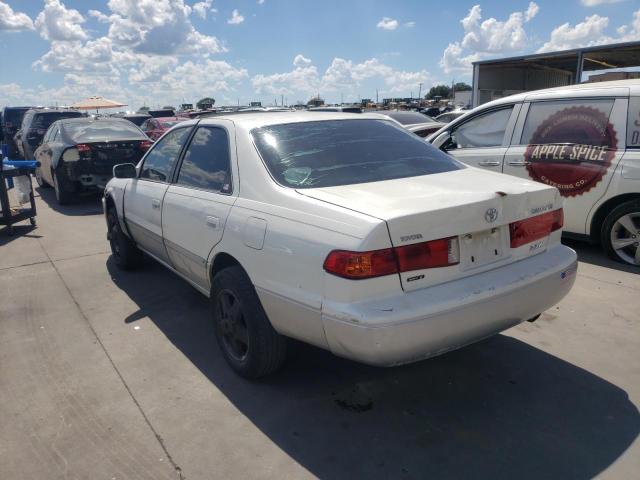 Photo 3 from auction – 2001 TOYOTA CAMRY CE with VIN JT2BG22K710555035