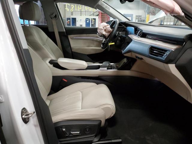 Photo 5 from auction – 2019 AUDI E-TRON PRE with VIN WA1VAAGE9KB024079