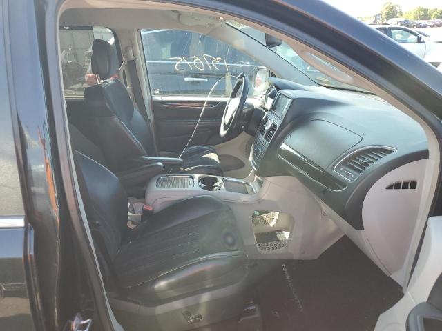 Photo 5 from auction – 2014 CHRYSLER TOWN & COU with VIN 2C4RC1CG2ER455264