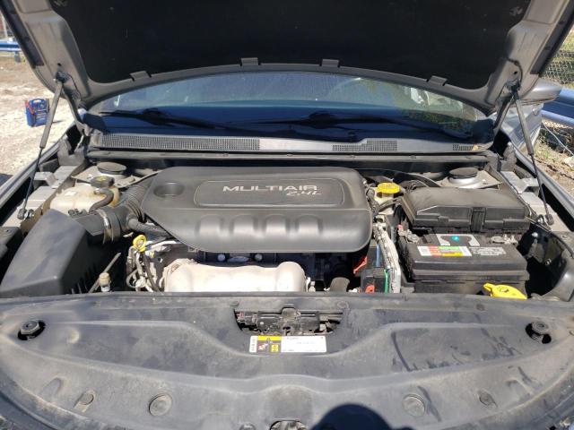 Photo 7 from auction – 2015 CHRYSLER 200 LIMITE with VIN 1C3CCCAB0FN697188