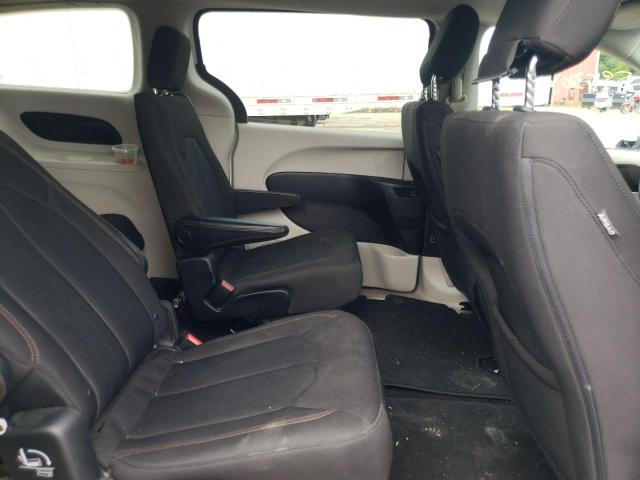 Photo 6 from auction – 2017 CHRYSLER PACIFICA with VIN 2C4RC1DG9HR507279