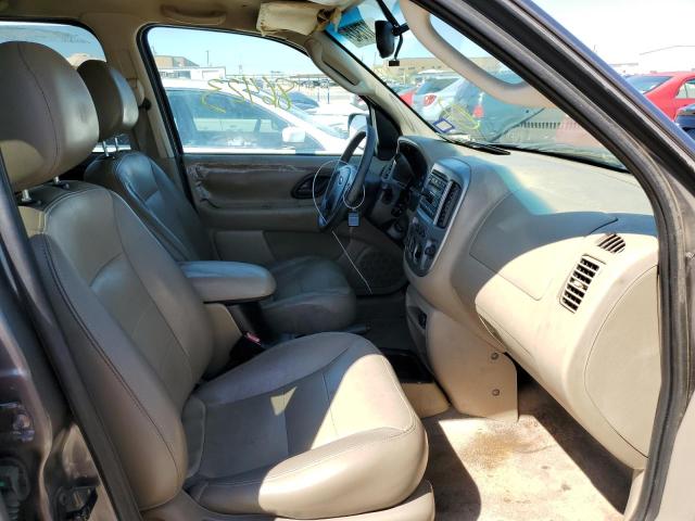 Photo 5 from auction – 2004 FORD ESCAPE LIM with VIN 1FMCU04124KB38715
