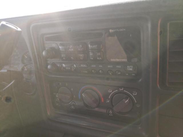 Photo 9 from auction – 2002 CHEVROLET SILVERADO with VIN 2GCEK19T021273482