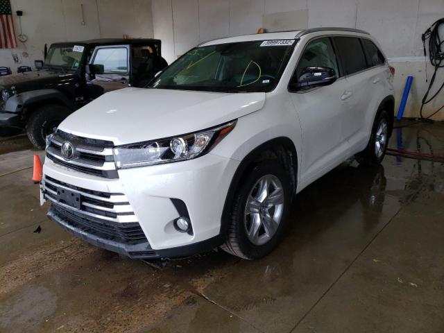 Photo 2 from auction – 2017 TOYOTA HIGHLANDER with VIN 5TDDZRFH6HS482989