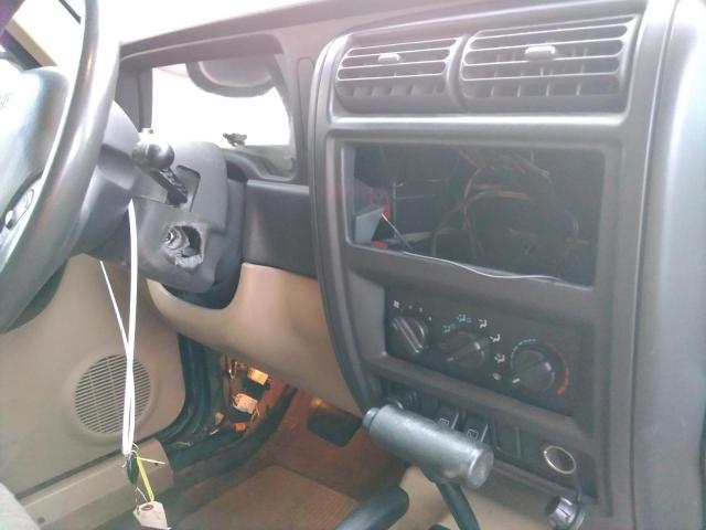 Фото 9 с аукциона – 2001 JEEP CHEROKEE C с VIN 1J4FF58S81L572018