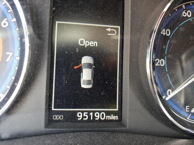 Photo 8 from auction – 2017 TOYOTA COROLLA L with VIN 5YFBURHE8HP688171