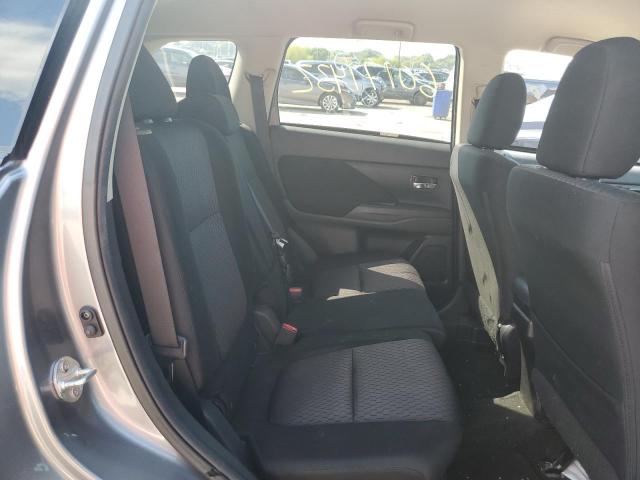 Photo 6 from auction – 2014 MITSUBISHI OUTLANDER with VIN JA4AZ3A32EZ003550