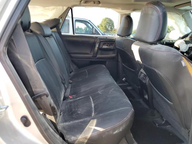 Photo 6 from auction – 2020 TOYOTA 4RUNNER SR with VIN JTEBU5JR6L5831075
