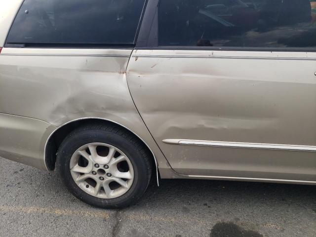 Photo 9 from auction – 2004 TOYOTA SIENNA XLE with VIN 5TDZA22C44S099173