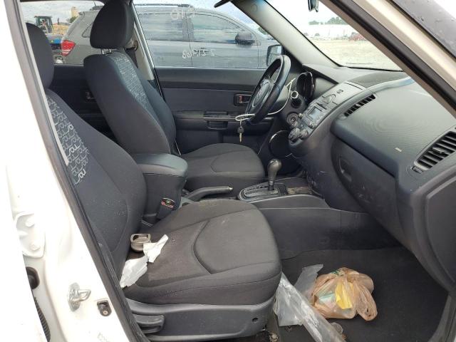 Photo 5 from auction – 2010 KIA SOUL with VIN KNDJT2A2XA7123353