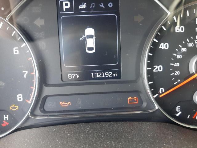 Photo 8 from auction – 2018 KIA FORTE LX with VIN 3KPFL4A75JE267938