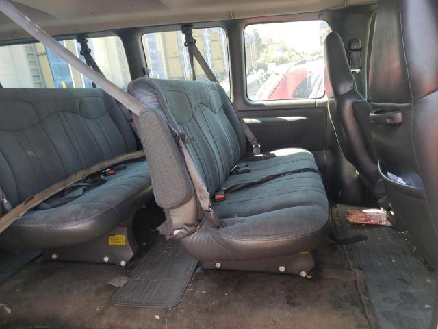 Photo 6 from auction – 2002 CHEVROLET EXPRESS G2 with VIN 1GAGG29R821130704