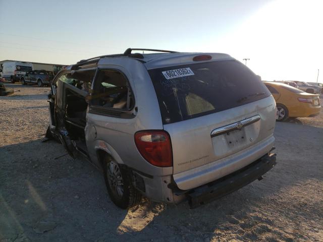 Photo 3 from auction – 2004 CHRYSLER TOWN & COU with VIN 2C4GP54L54R575573
