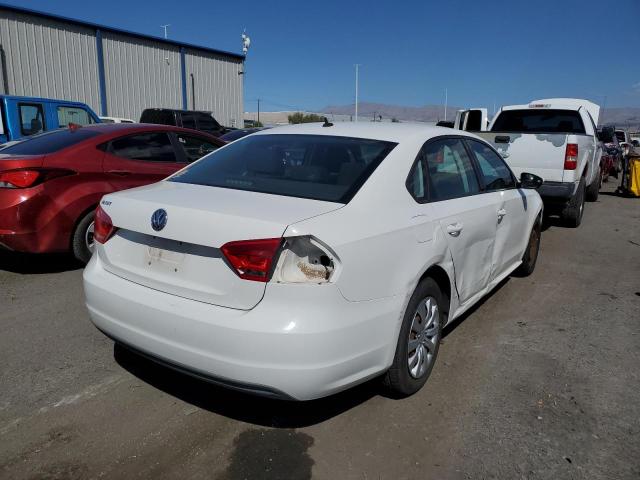 Photo 4 from auction – 2012 VOLKSWAGEN PASSAT S with VIN 1VWAP7A39CC061302