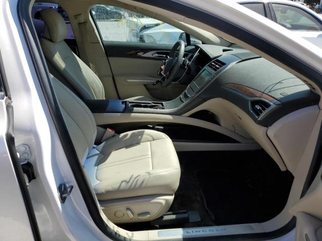 Photo 5 from auction – 2016 LINCOLN MKZ with VIN 3LN6L2G99GR618487