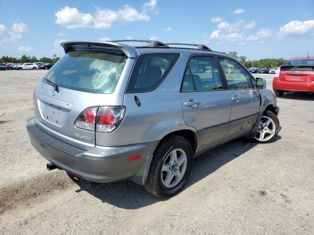 Photo 4 from auction – 2001 LEXUS RX 300 with VIN JTJHF10U110175009