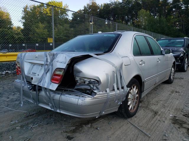Photo 4 from auction – 2001 MERCEDES-BENZ E 320 4MAT with VIN WDBJF82J41X051452