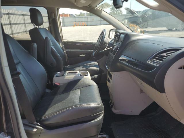 Photo 5 from auction – 2014 CHRYSLER TOWN & COU with VIN 2C4RC1BG3ER444842