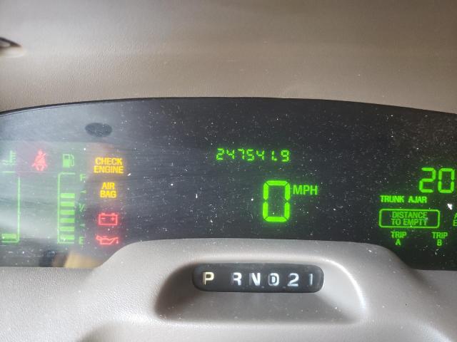 Photo 8 from auction – 2000 MERCURY GRAND MARQ with VIN 2MEFM75W2YX655440