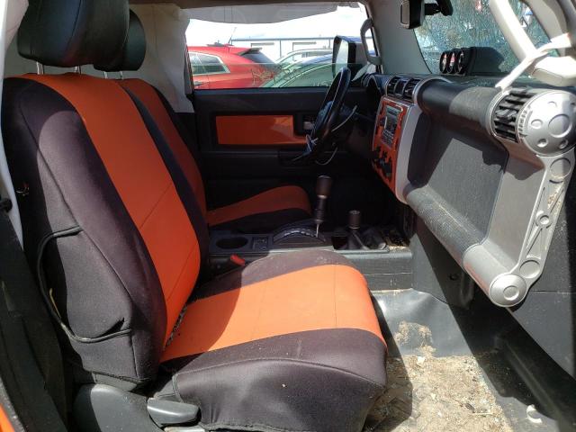 Photo 5 from auction – 2013 TOYOTA FJ CRUISER with VIN JTEBU4BF2DK156035