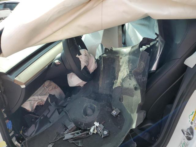 Photo 5 from auction – 2022 TESLA MODEL 3 with VIN 5YJ3E1EC5NF203613