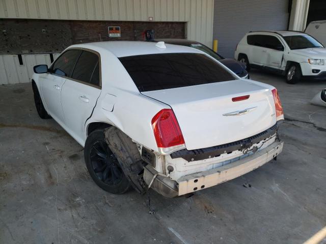 Photo 3 from auction – 2015 CHRYSLER 300 LIMITE with VIN 2C3CCAAG3FH807109