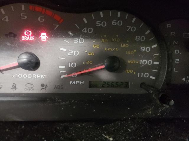 Photo 8 from auction – 2004 TOYOTA SEQUOIA SR with VIN 5TDBT44A74S221382
