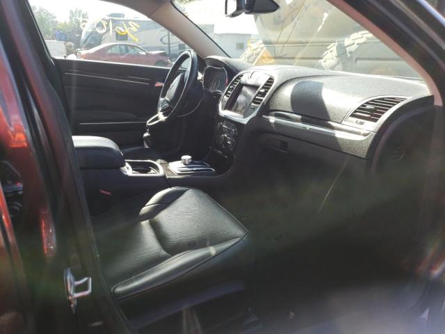 Photo 5 from auction – 2020 CHRYSLER 300 LIMITE with VIN 2C3CCAEG1LH108535