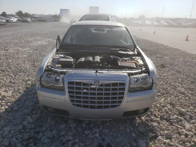 Photo 10 from auction – 2010 CHRYSLER 300 TOURIN with VIN 2C3CA5CV8AH294117