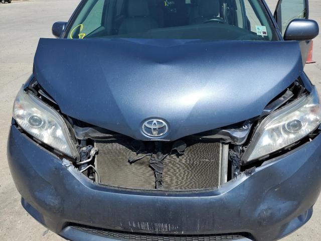 Photo 7 from auction – 2017 TOYOTA SIENNA LE with VIN 5TDKZ3DC8HS799491