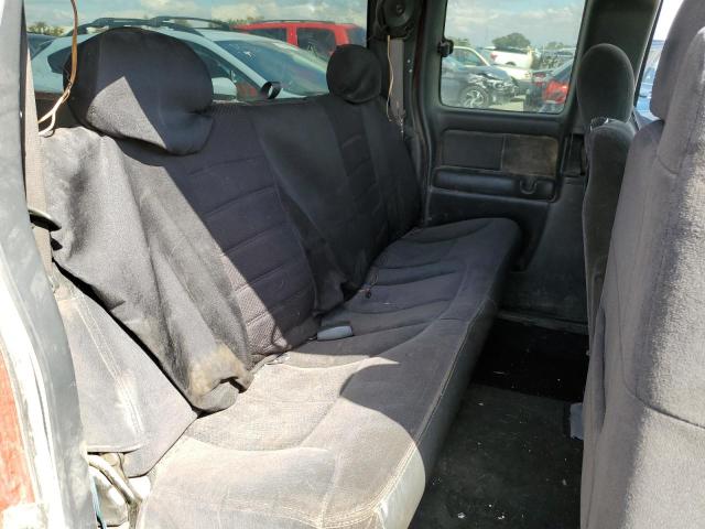 Photo 6 from auction – 2002 CHEVROLET SILVERADO with VIN 2GCEC19T221250461