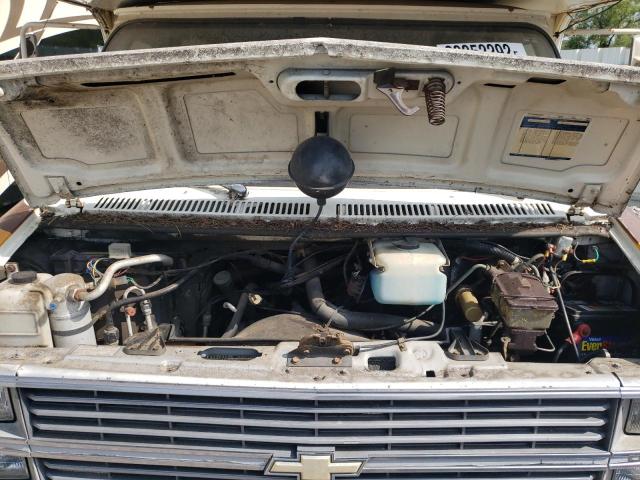 Photo 7 from auction – 1984 CHEVROLET G30 with VIN 2GBJG31M7E4106334