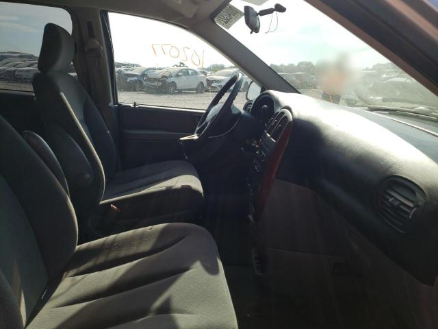 Photo 5 from auction – 2005 CHRYSLER TOWN & COU with VIN 1C4GP45R15B440944
