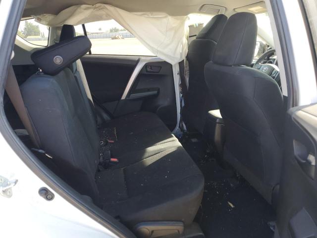 Photo 6 from auction – 2018 TOYOTA RAV4 LE with VIN JTMZFREV2JJ154428