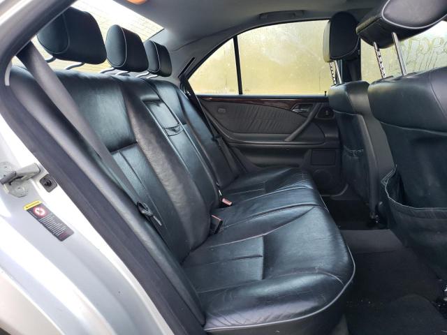 Photo 6 from auction – 2001 MERCEDES-BENZ E 320 4MAT with VIN WDBJF82J41X051452