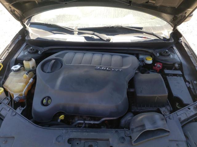 Photo 7 from auction – 2014 CHRYSLER 200 TOURIN with VIN 1C3CCBBG7EN197418