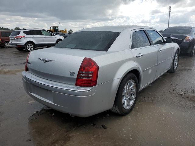 Photo 4 from auction – 2005 CHRYSLER 300C with VIN 2C3JA63H95H506987
