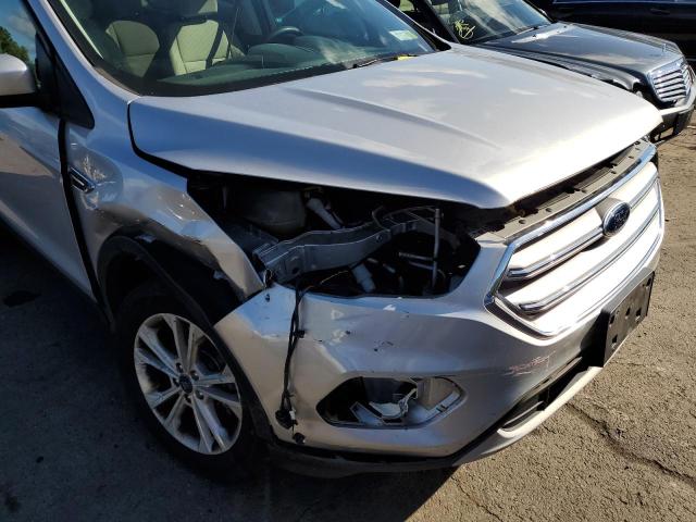 Photo 9 from auction – 2017 FORD ESCAPE SE with VIN 1FMCU9GD2HUC16737