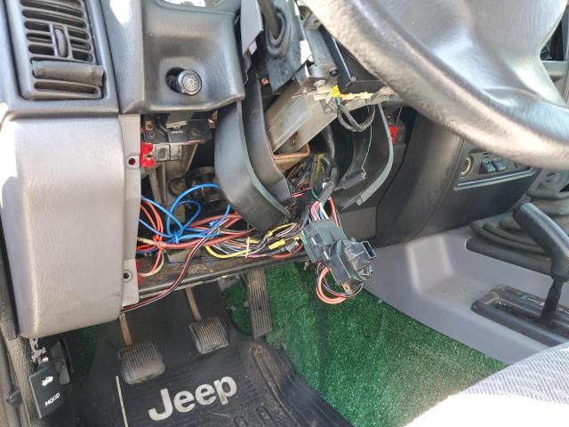 Photo 9 from auction – 1997 JEEP CHEROKEE with VIN 1J4FJ68S2VL576608