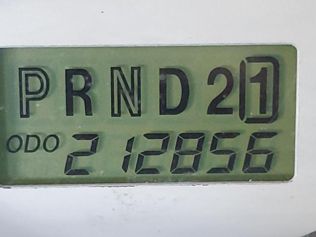 Photo 8 from auction – 2002 FORD ESCAPE XLT with VIN 1FMYU03152KA79826