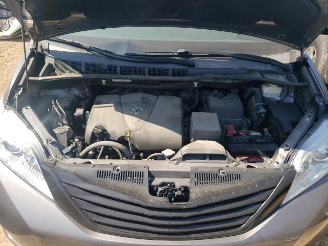 Photo 7 from auction – 2017 TOYOTA SIENNA with VIN 5TDZZ3DC1HS771028
