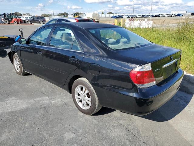 Photo 3 from auction – 2005 TOYOTA CAMRY LE with VIN 4T1BF30K25U095487