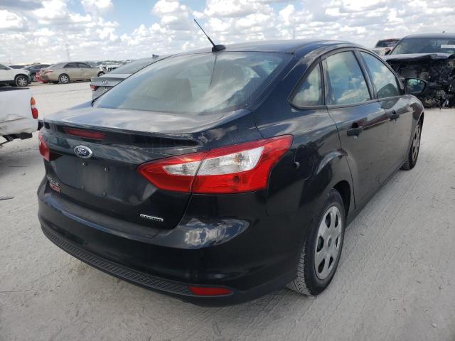 Photo 4 from auction – 2014 FORD FOCUS S with VIN 1FADP3E22EL440578