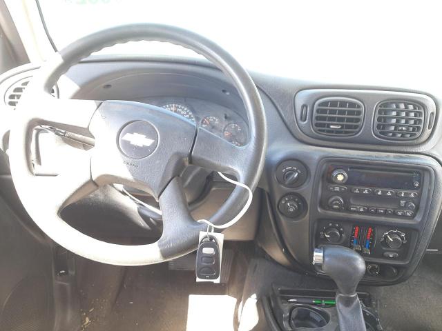 Photo 9 from auction – 2005 CHEVROLET TRAILBLAZE with VIN 1GNDT13S652182656
