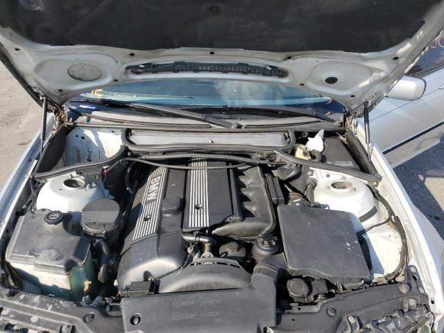 Photo 7 from auction – 2003 BMW 325 I with VIN WBAEV33483KL85739