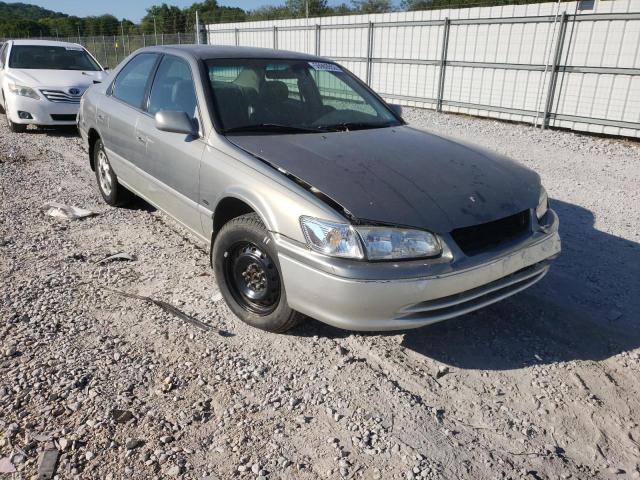 TOYOTA CAMRY CE 2001 with VIN JT2BG22K910573777 - Photo from auction