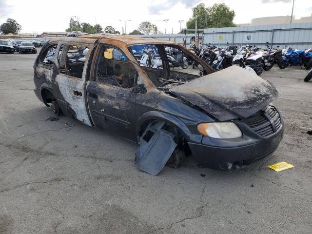 DODGE GRAND CARA 2005 with VIN 2D8GP44L55R206032 - Photo from auction