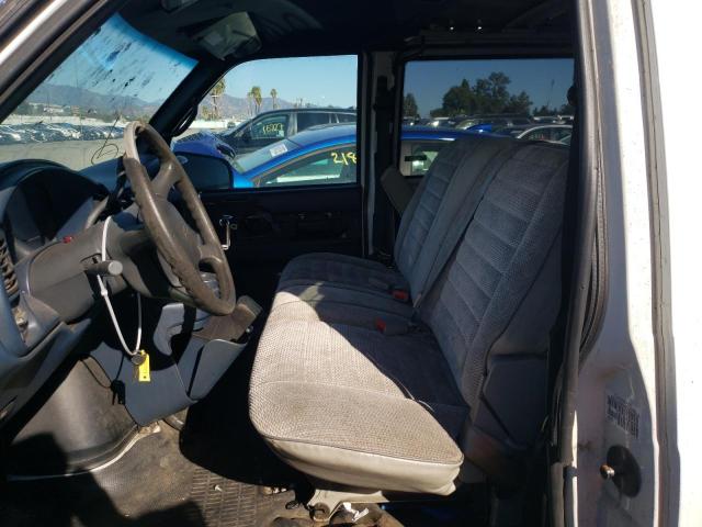 Photo 5 from auction – 2001 CHEVROLET ASTRO with VIN 1GCDM19W41B116830