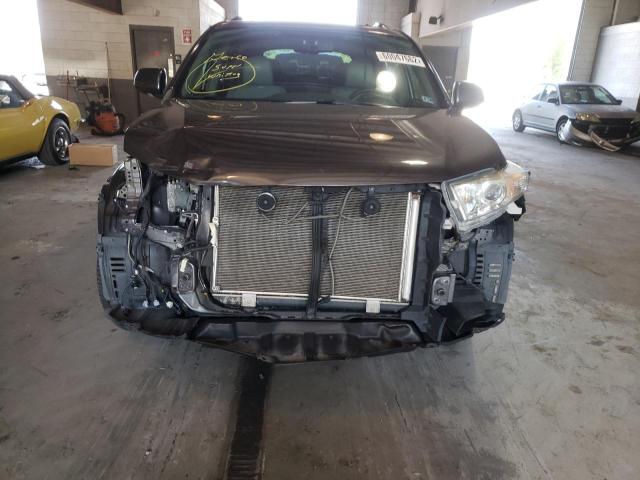 Photo 9 from auction – 2011 TOYOTA HIGHLANDER with VIN 5TDDK3EH7BS092882